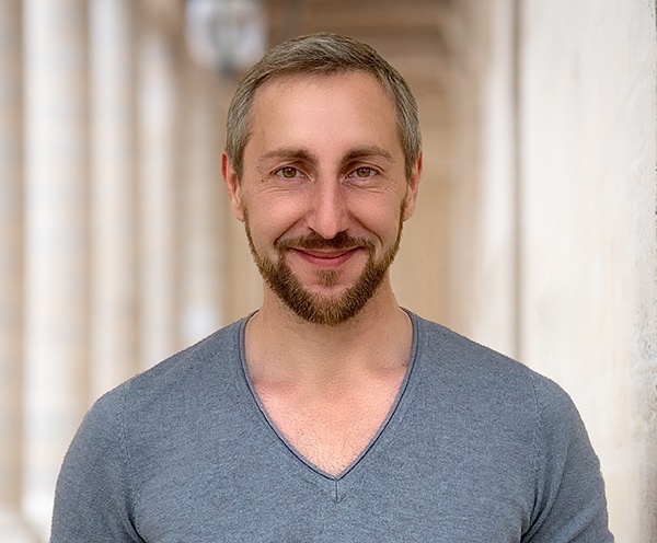 Site vitrine d'Arnaud, hypnothérapeute à Paris, conçu par 123 Agency Web pour améliorer sa visibilité en ligne et attirer des patients locaux.